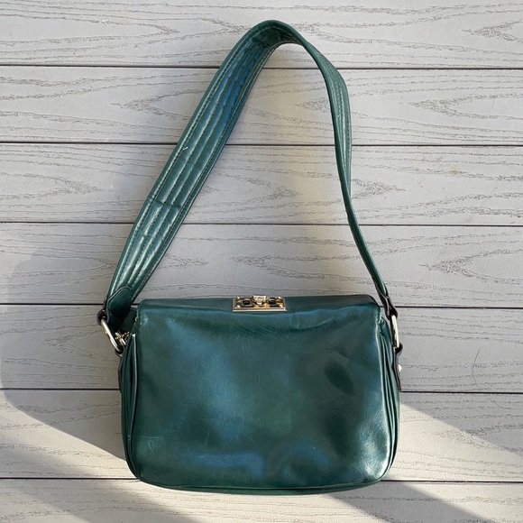 SOLD ON VINTED | Vintage Liz Claiborne Forest Green Shoulder Bag - Picture 6 of 15